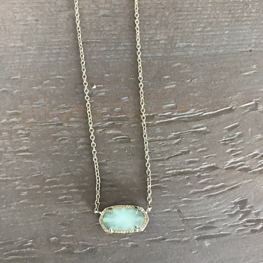 Kendra Scott Elisa Necklace In Chalcedony